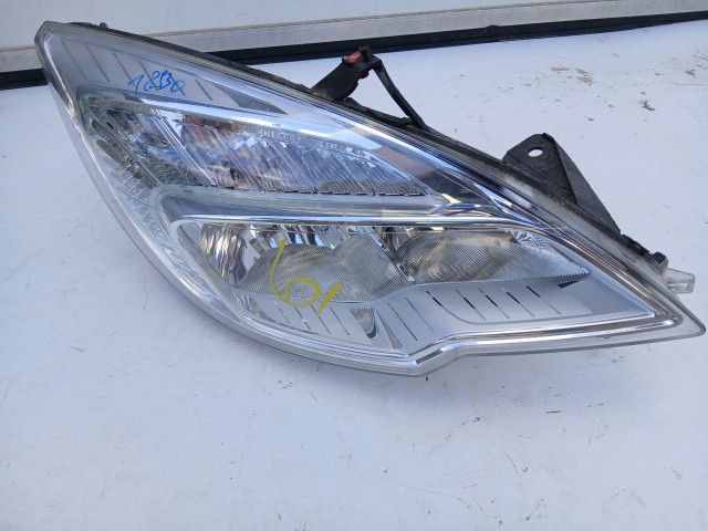 18930 Opel Meriva B 2010-2017 Jobb első Lámpa Fényszóró Angol