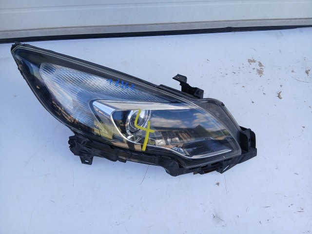 18932 Opel Zafira C 2011-2017 Jobb első Lámpa Fényszóró Angol