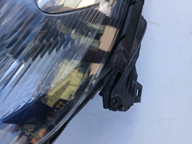 18932 Opel Zafira C 2011-2017 Jobb első Lámpa Fényszóró Angol