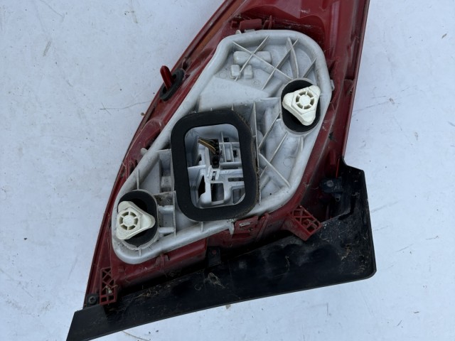 18936 Opel Meriva B 2010-2017 Bal hátsó Lámpa