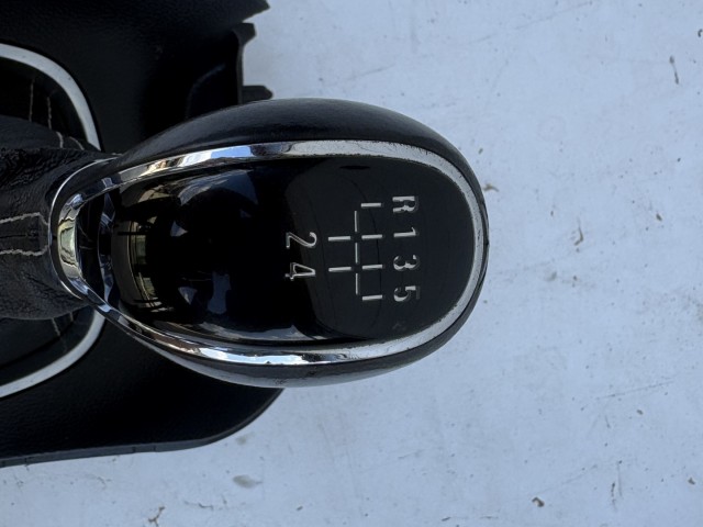 Opel Meriva B 2010-2017 Váltókulissza Használt  5 sebességes