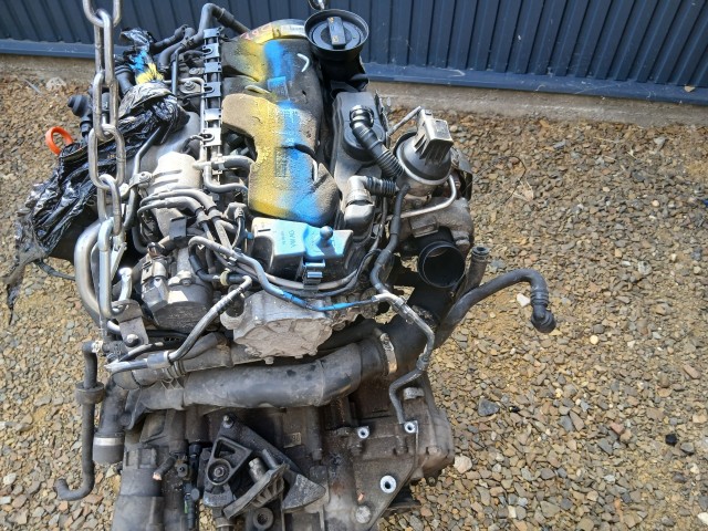 Volkswagen Passat B6 2005-2010 CBA Motor Használt 168000 Km kompletten váltóstol