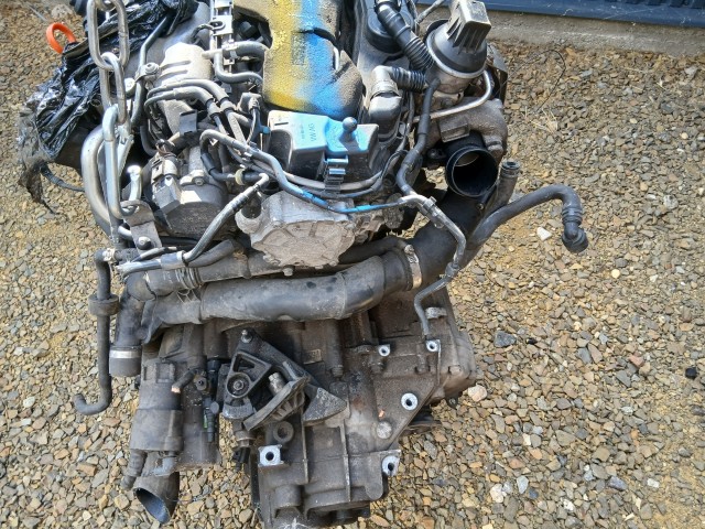 Volkswagen Passat B6 2005-2010 CBA Motor Használt 168000 Km kompletten váltóstol