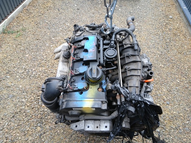 Volkswagen Golf 6 2008-2013 BWA Motor Használt 134000 Km Kompletten váltóstol