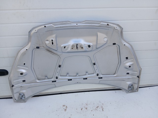 18823 Ford Focus Mk3 2011-2018 Motorháztető Használt Ezüst  