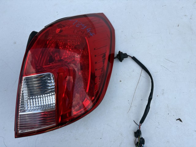 18944 Opel Antara 2006-2015 Jobb hátsó Lámpa
