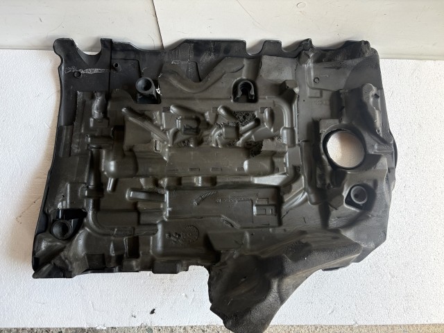 Opel Insignia a20dth 2.0 Cdti Motorburkolat Használt