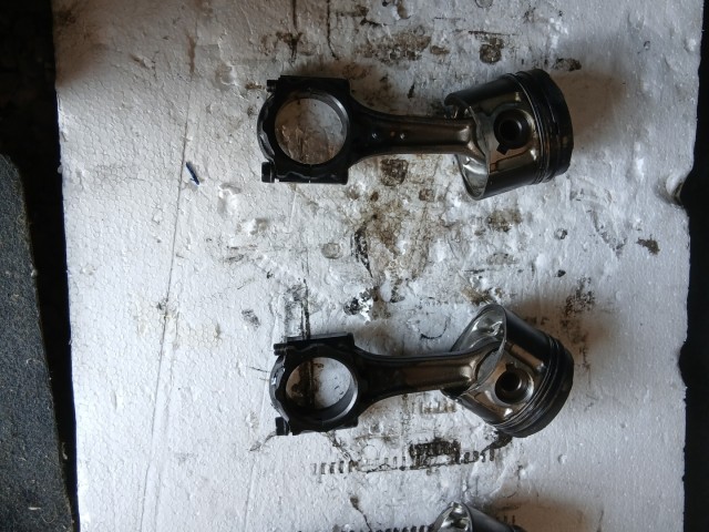 Opel Astra H 2004-2010 Dugattyú hajtókarral  Használt