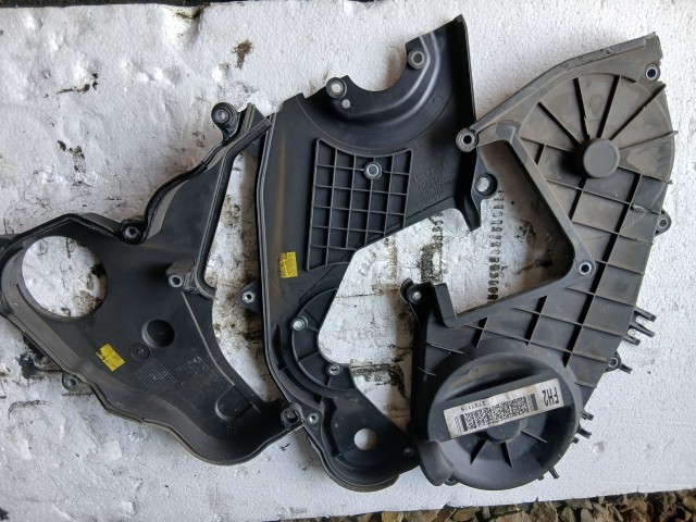 Opel Astra J 1.7 Cdti Vezérmű burkolat a17dts