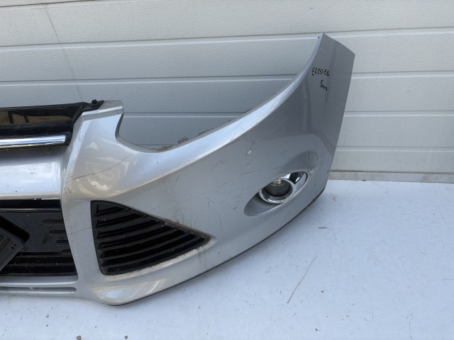 19067 Ford Focus Mk3 2011-2018 első Lökhárító Ezüst