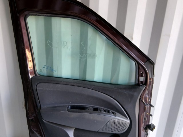 19133 Fiat Doblo III.  2009-2015 Bal első Ajtó Barna