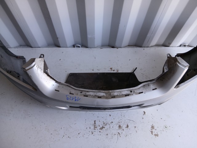 19129 Opel Zafira B 2005-2008 első Lökhárító Ezüst Z157