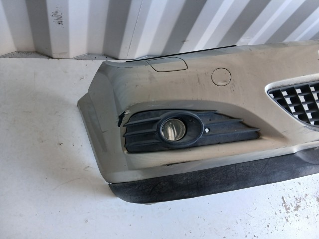 19126 Opel Astra H 2004-2010 Cabrio első Lökhárító Használt ezüst Z167