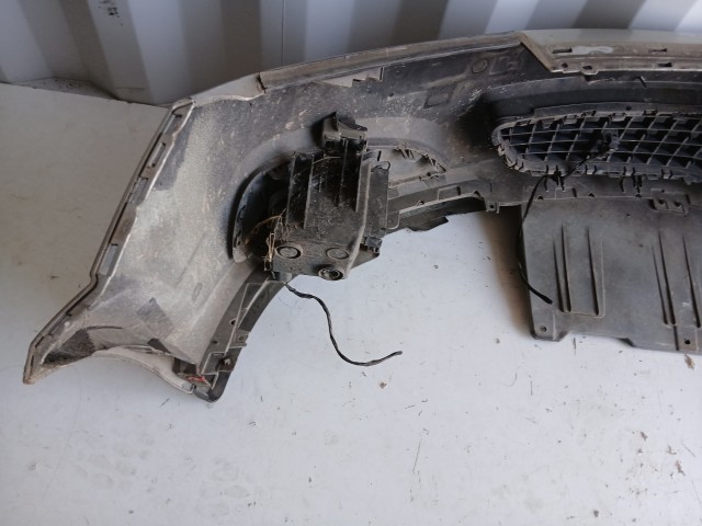 19126 Opel Astra H 2004-2010 Cabrio első Lökhárító Használt ezüst Z167