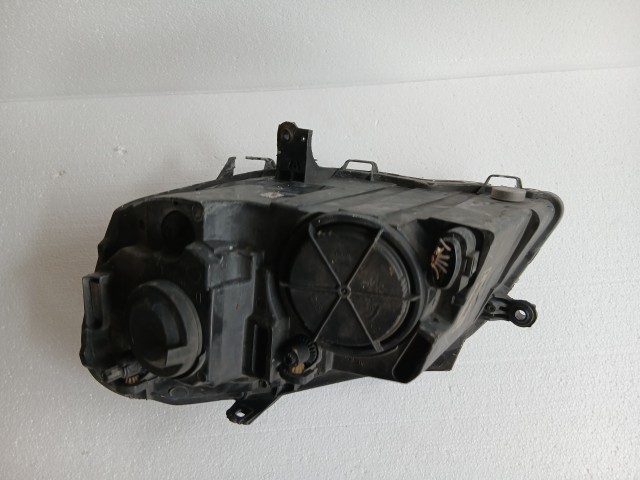19173 Volkswagen Polo IV 2002-2009 Jobb első Lámpa Fényszóró