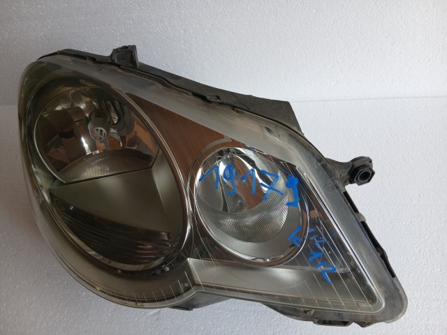 19179 Volkswagen Polo IV 2002-2009 Jobb első Lámpa Fényszóró