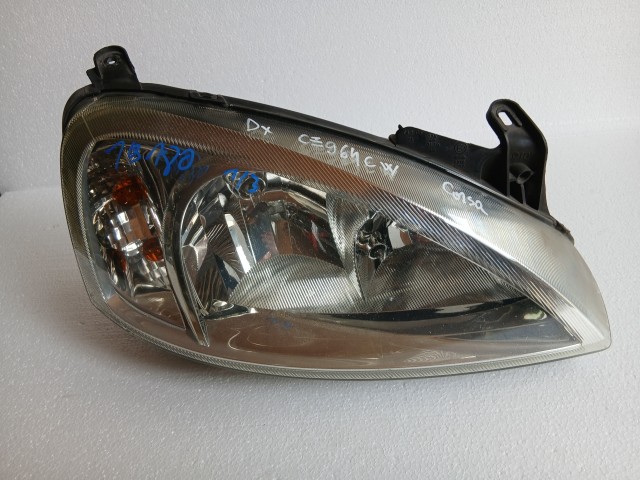 19180 Opel Corsa C 2000-2009 Jobb első Lámpa Fényszóró