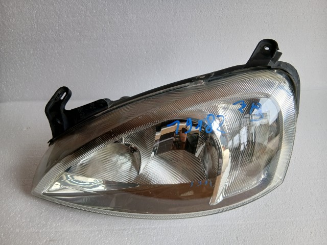 19182 Opel Corsa C 2000-2009 Bal első Lámpa Fényszóró