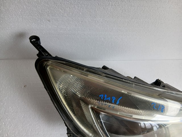 19186 Opel Astra J 2009-2015 Jobb első Lámpa Fényszóró