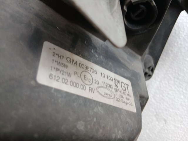 19191 Opel Corsa C 2000-2009 Jobb első Lámpa Fényszóró Projektoros