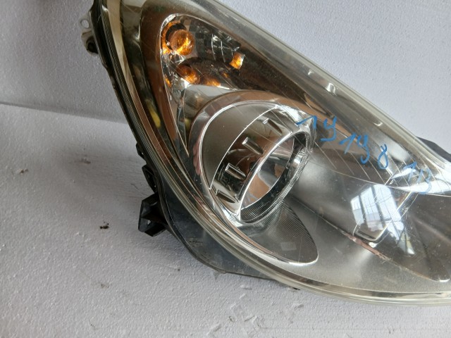 19198 Opel Corsa D 2006-2014 Jobb első Lámpa Fényszóró