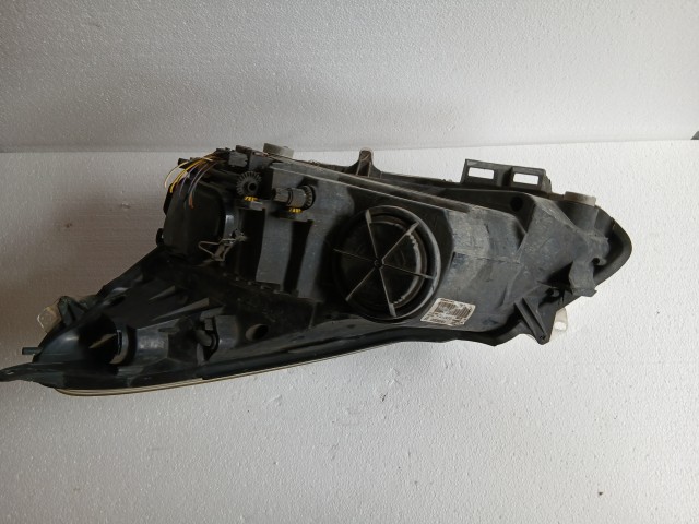 19198 Opel Corsa D 2006-2014 Jobb első Lámpa Fényszóró