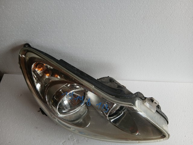 19198 Opel Corsa D 2006-2014 Jobb első Lámpa Fényszóró