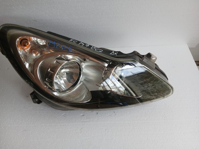 19204 Opel Corsa D 2006-2014 Jobb első Lámpa Fényszóró