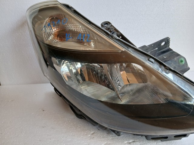 19210 Renault Clio III. 2007-2014 Jobb első Lámpa Fényszóró