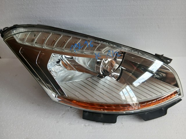19216 Citroen C4 Picasso Jobb első Lámpa Fényszóró