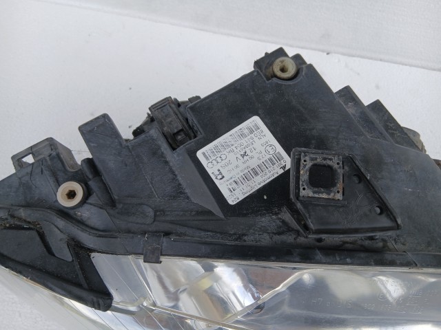 19287 Audi A4 B7 2004-2008 Jobb első Lámpa  Fényszóró