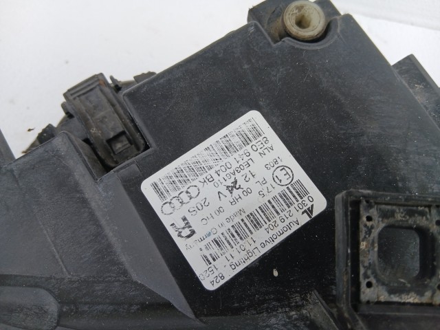 19287 Audi A4 B7 2004-2008 Jobb első Lámpa  Fényszóró