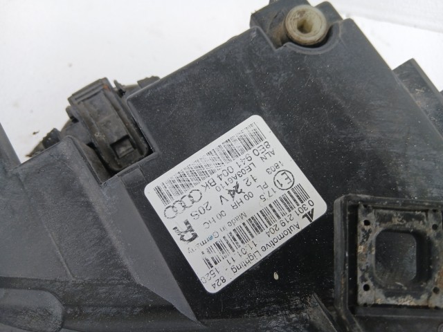 19287 Audi A4 B7 2004-2008 Jobb első Lámpa  Fényszóró