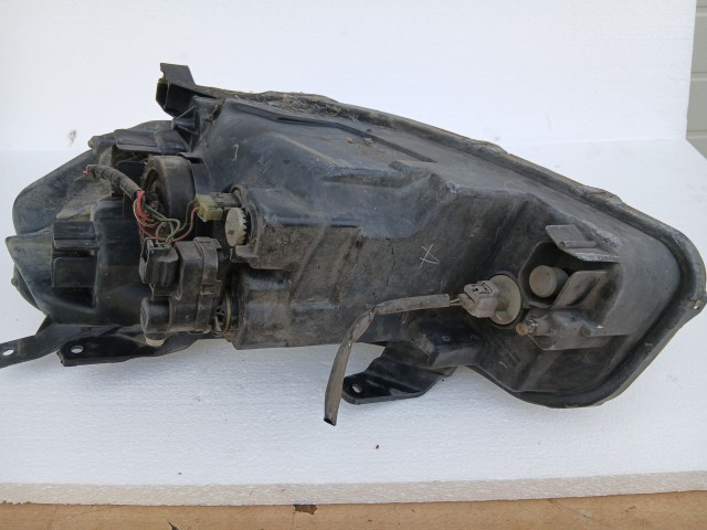 19275 Suzuki SX4 2007-2013 Jobb első Lámpa Fényszóró