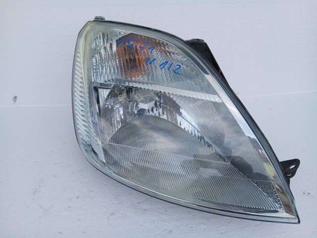 19271 Ford Fiesta v 2004-2008 Jobb első Lámpa Fényszóró