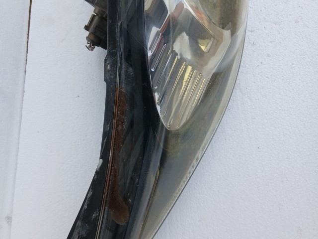 19267 Ford Fiesta Mk6 2008-2019 Jobb első Lámpa Fényszóró
