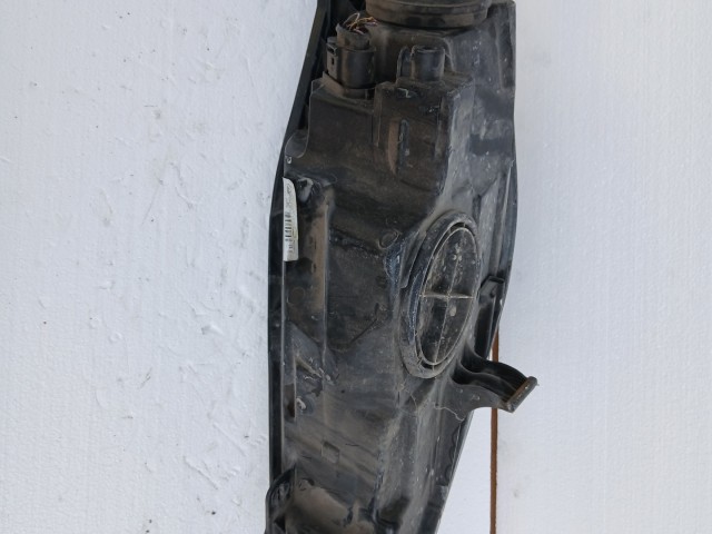 19267 Ford Fiesta Mk6 2008-2019 Jobb első Lámpa Fényszóró