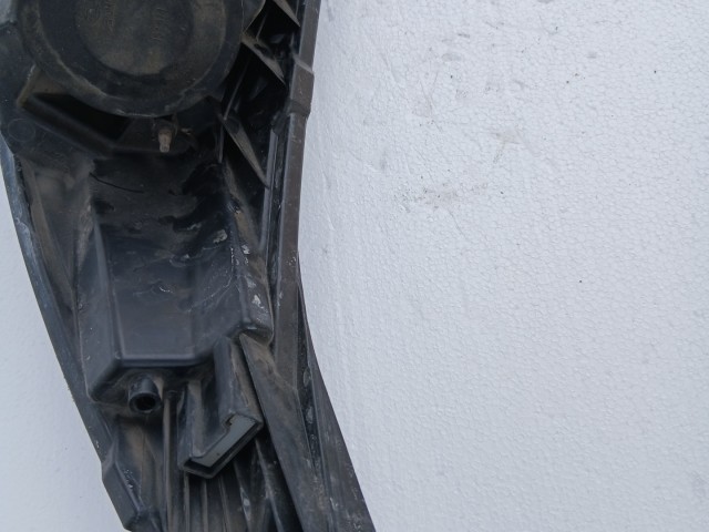 19267 Ford Fiesta Mk6 2008-2019 Jobb első Lámpa Fényszóró