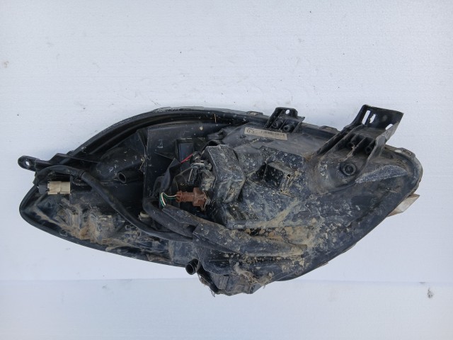 19262 Toyota Yaris II. 2005-2011(xp90) Bal első Lámpa Fényszóró
