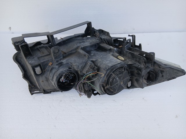 19260 Renault Megane II. 2002-2009 Bal első Lámpa Fényszóró