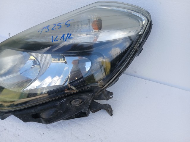 19255 Renault Clio III. 2007-2014 Bal első  Lámpa Fényszóró