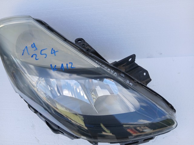 19254 Renault Clio III. 2007-2014 Jobb első Lámpa Fényszóró