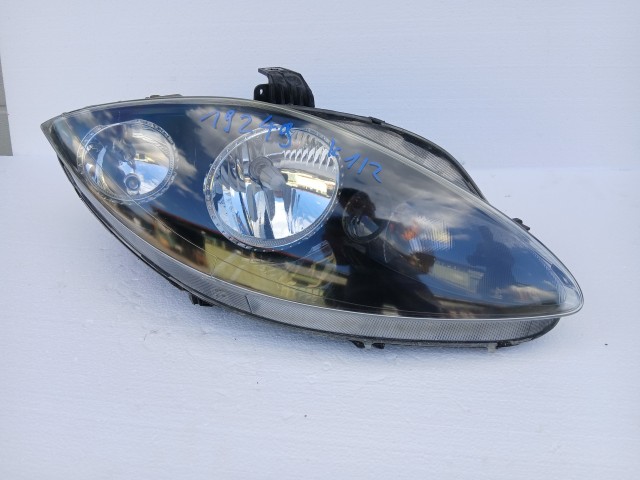 19249 Seat Altea 5P 2004 Jobb első Lámpa Fényszóró