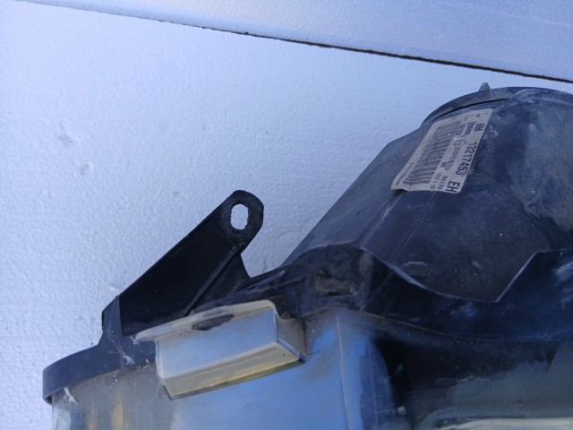 19246 Opel Corsa D 2006-2014 Bal első Lámpa Fényszóró