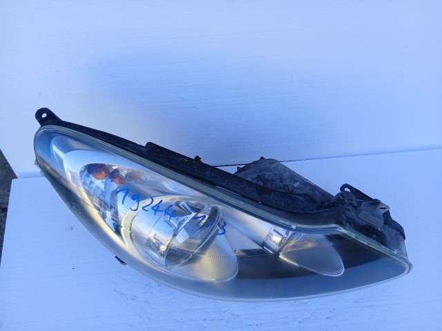 19244 Opel Corsa D 2006-2014 Jobb első Lámpa Fényszóró