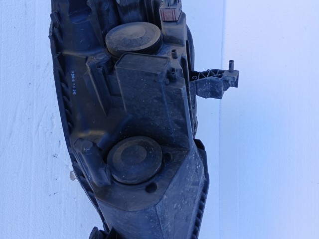 19236 Opel Zafira B Jobb első Lámpa Fényszóró