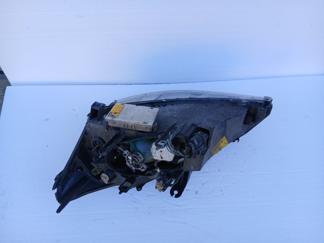 19230 Ford Focus Mk1 1998-2004 Jobb első Lámpa Fényszóró Xenon