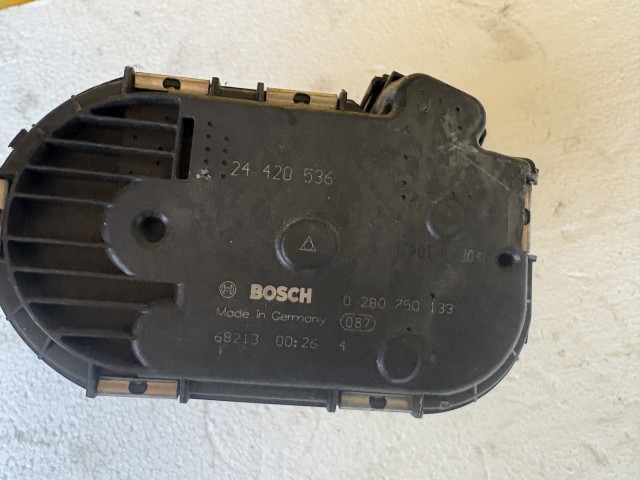 Opel Corsa D 2006-2014 Fojtószelep z14xep