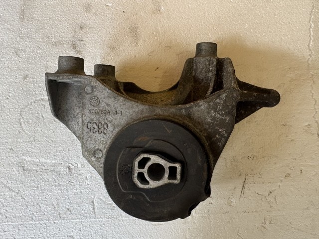 Opel Antara 2.2 Cdti 2011-2015 motortartó bak