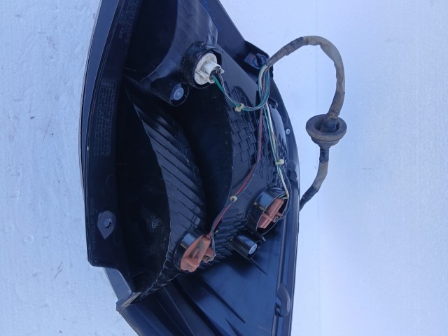19371 Kia Rio 2005-2011  Jobb hátsó Lámpa  Fényszóró